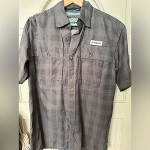 Magellan Outdoors Men’s Fishing Shirt XS moisture wicking super soft, polyester